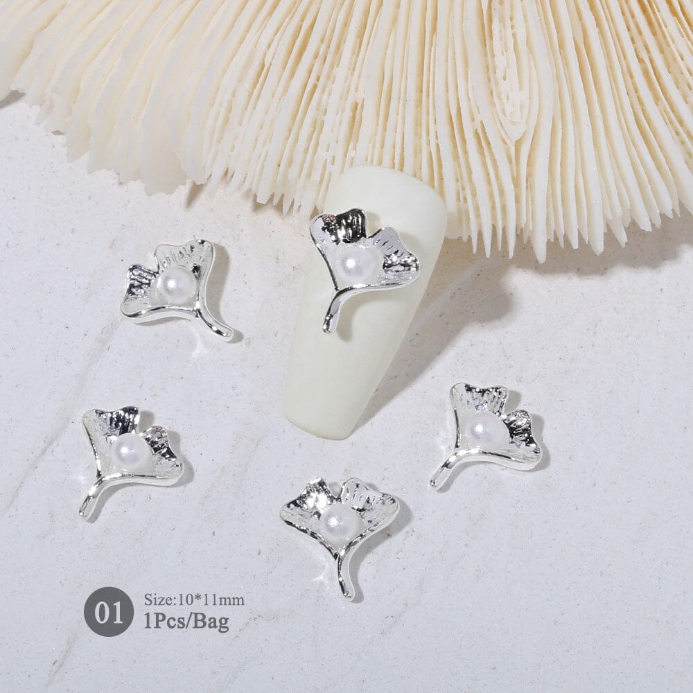 Butterfly Rhinestone Nail Decoration - Image 12