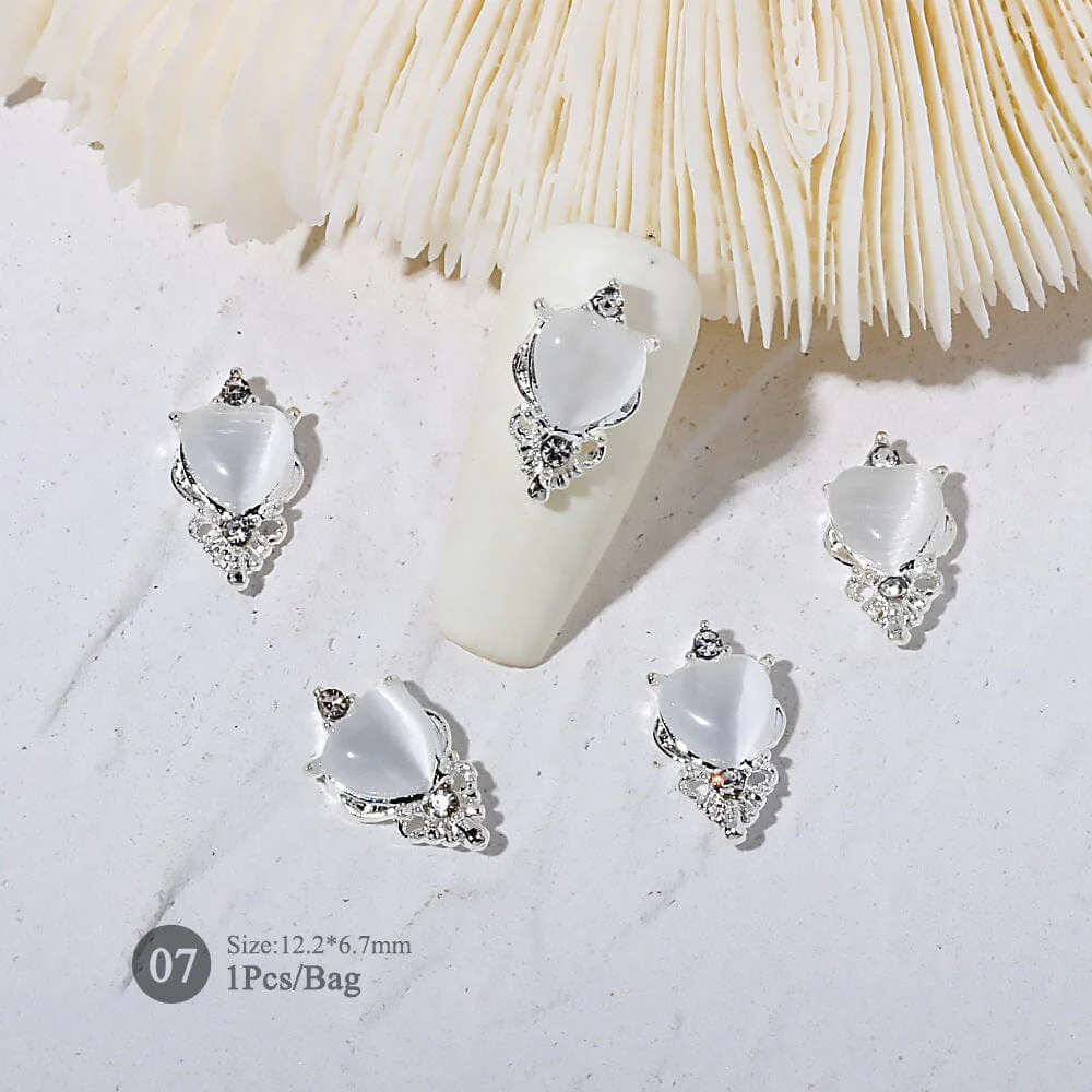 Butterfly Rhinestone Nail Decoration - Image 18