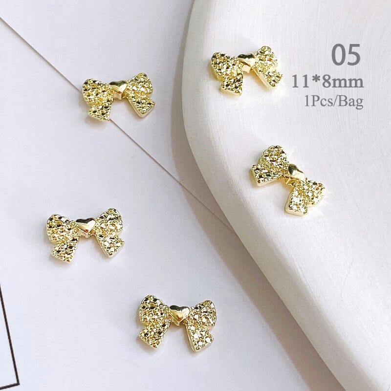 Gold Silver Bowknot Metal Rhinestones Nail Art Decoration - Image 11