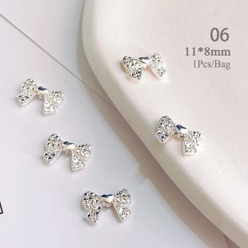 Gold Silver Bowknot Metal Rhinestones Nail Art Decoration - Image 12