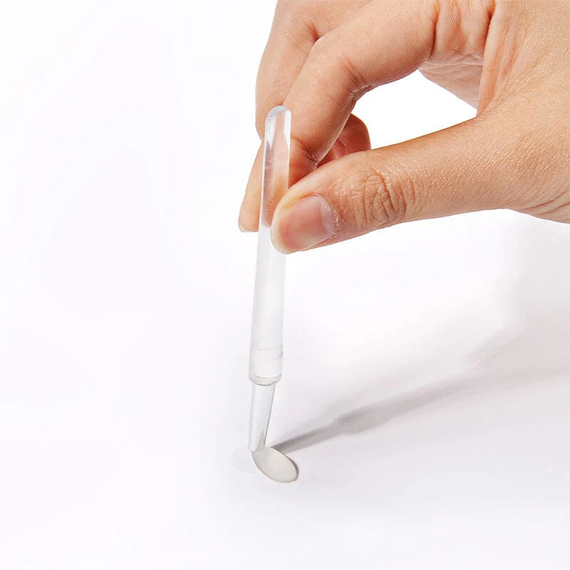 White Silicone Applicator Brush - Image 4